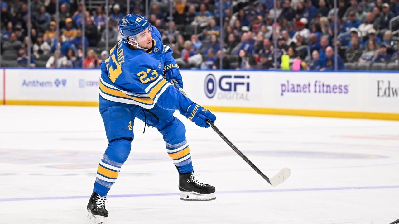 Thomas records hat trick and Mailloux scores late winner as Blues edge Mammoth 5-3